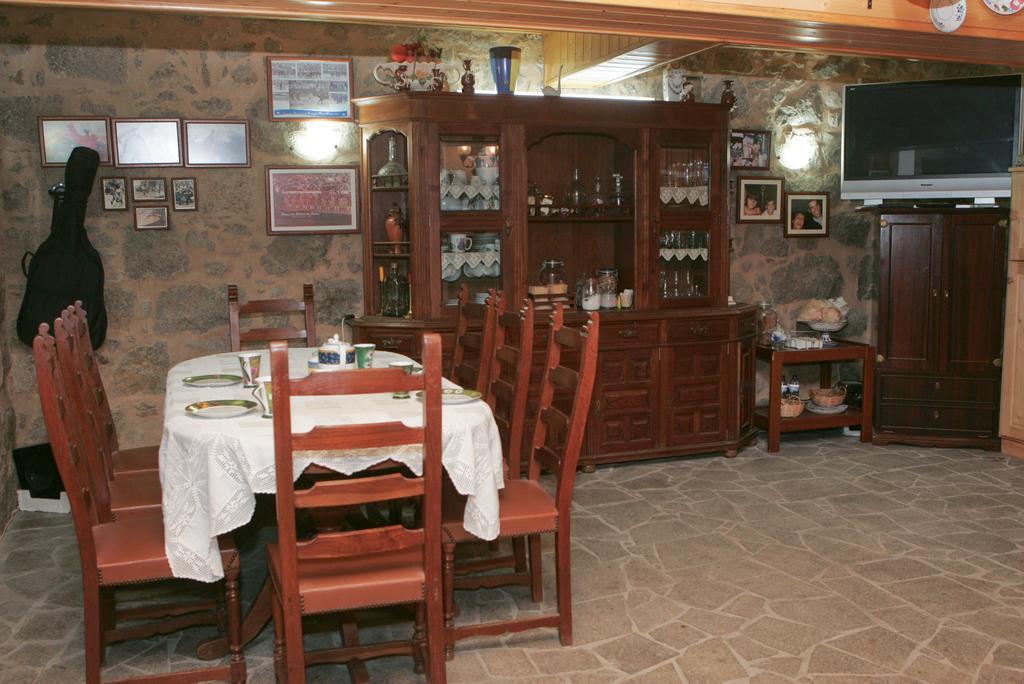 Horta Do Ze Miguel Villa มอนชีเก ภายนอก รูปภาพ